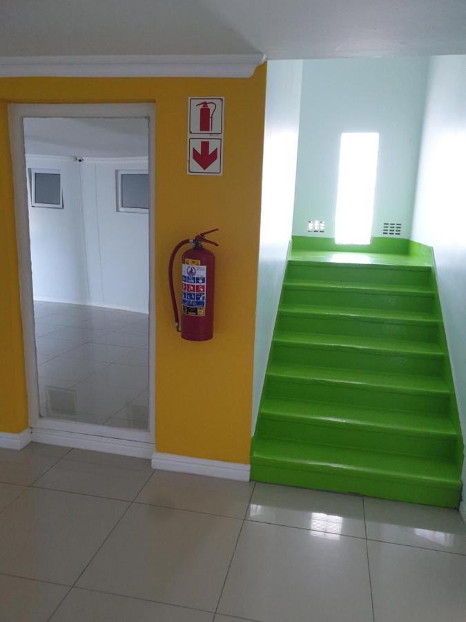 40 Cz Kubs Oxford Apartments Ист-Лондон Экстерьер фото